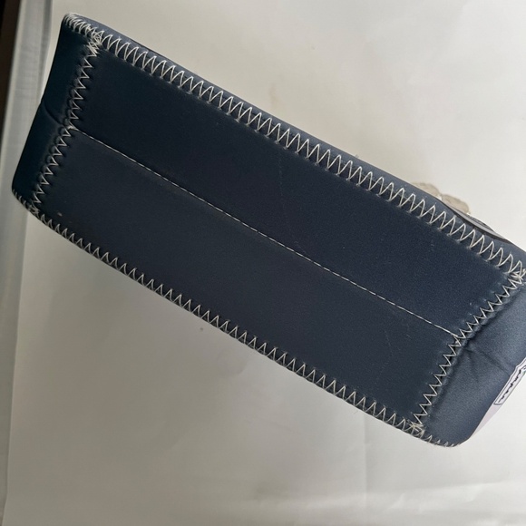 VW Volkswagen BUS Neoprene Univeral Bag Camper Van Travel Rainbow Brisa Love Bus - Picture 6 of 9